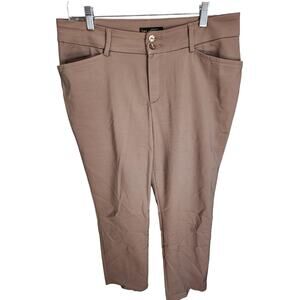Lee Secretly Shapes Straight Leg Light Fawn Regular Fit Pants Size 14‎ Regular